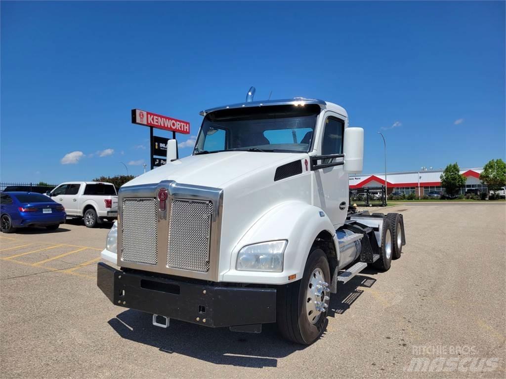 Kenworth T880 Camiões de chassis e cabine