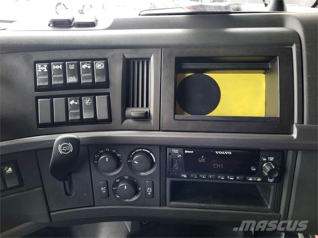 Volvo VNL 760 Camiões de chassis e cabine