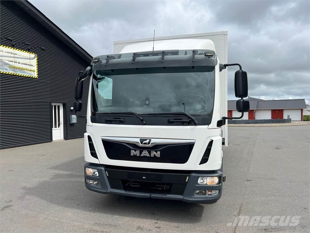 MAN TGL 12.220 Caminhões de caixa fechada