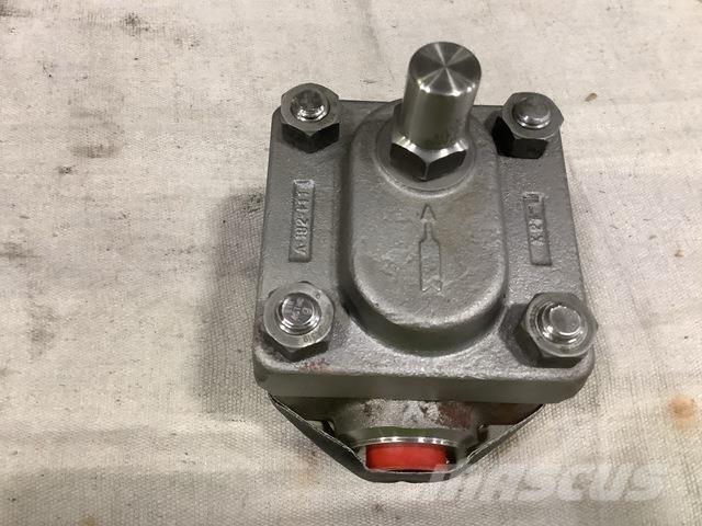  (2) Steam Traps Outros componentes