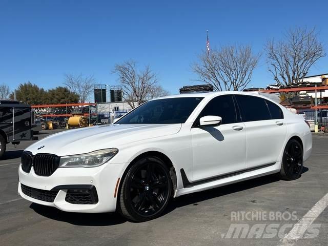 BMW 750I Automóvel