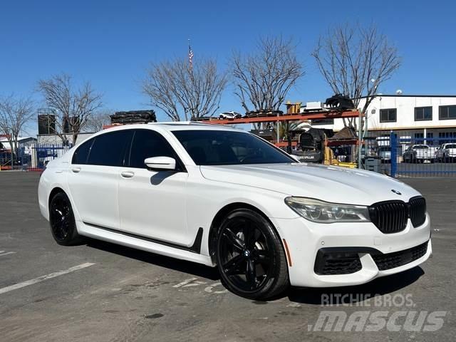 BMW 750I Automóvel