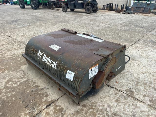 Bobcat 6707144 Varredoras