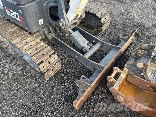 Bobcat E20Z Miniescavadeiras