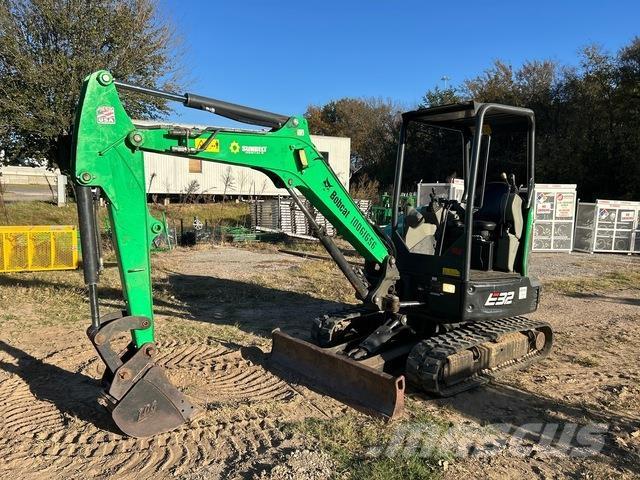 Bobcat E32 Escavadeiras de esteiras