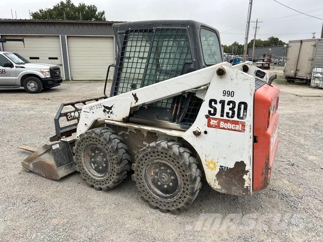 Bobcat S130 Minicarregadeiras