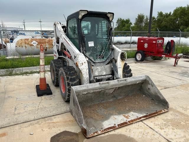 Bobcat S650 Minicarregadeiras