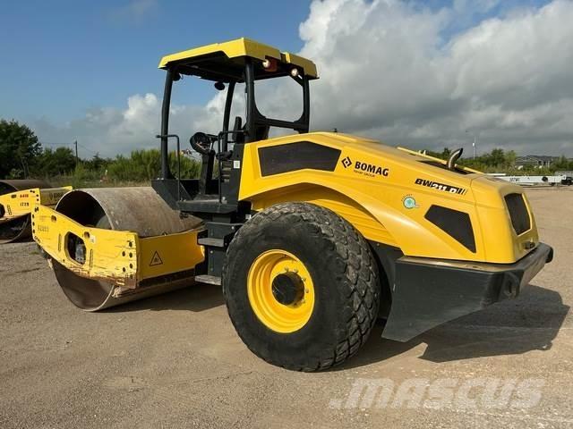 Bomag BW211D-5 Cilindros Compactadores monocilíndricos