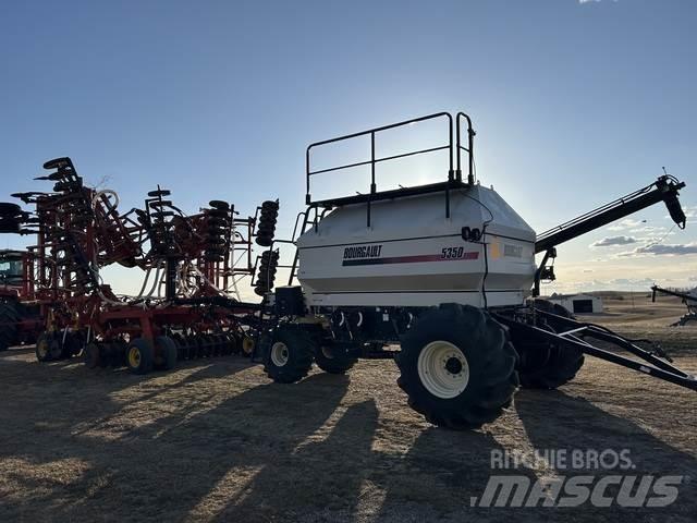 Bourgault 5710 Perfuradoras
