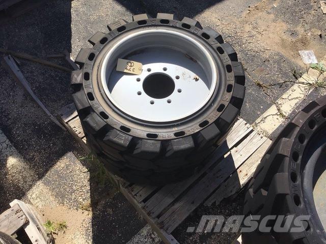  Camso SKS793 Pneus