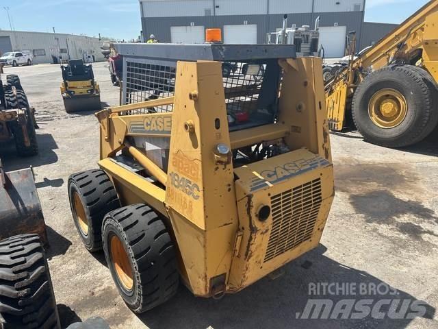CASE 1845C Minicarregadeiras