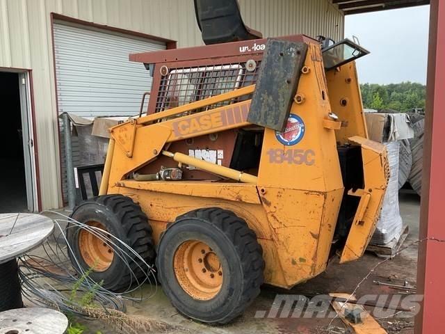 CASE 1845C Minicarregadeiras