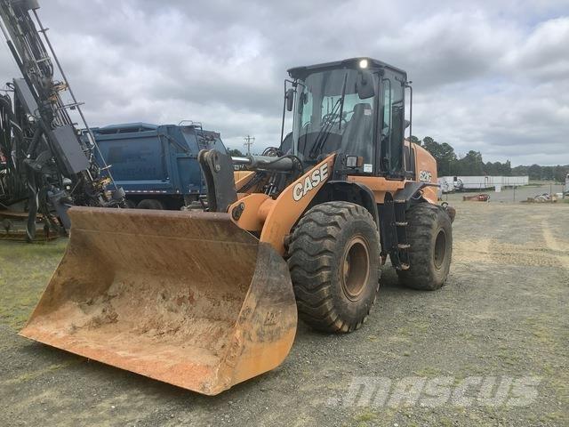 CASE 621G Carregadeiras de rodas