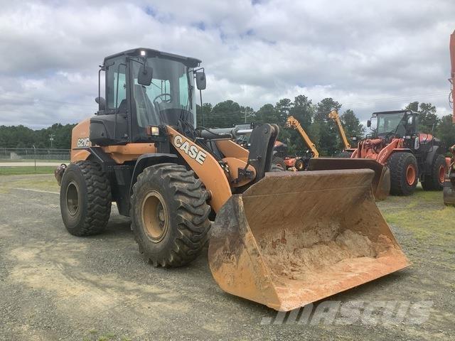 CASE 621G Carregadeiras de rodas
