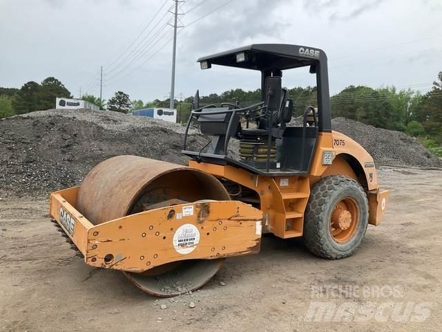 CASE SV208 Cilindros Compactadores monocilíndricos