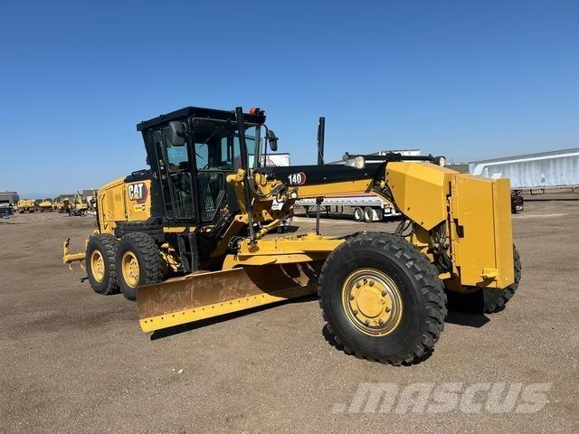 CAT 140 Motoniveladoras