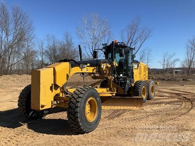 CAT 140M3 Motoniveladoras