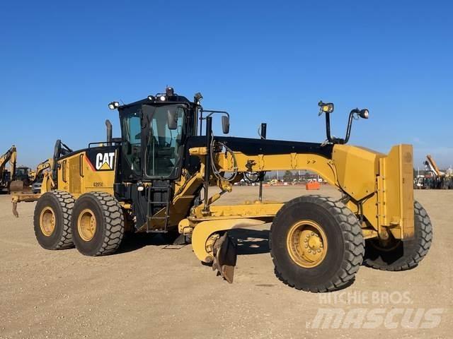 CAT 14M Motoniveladoras