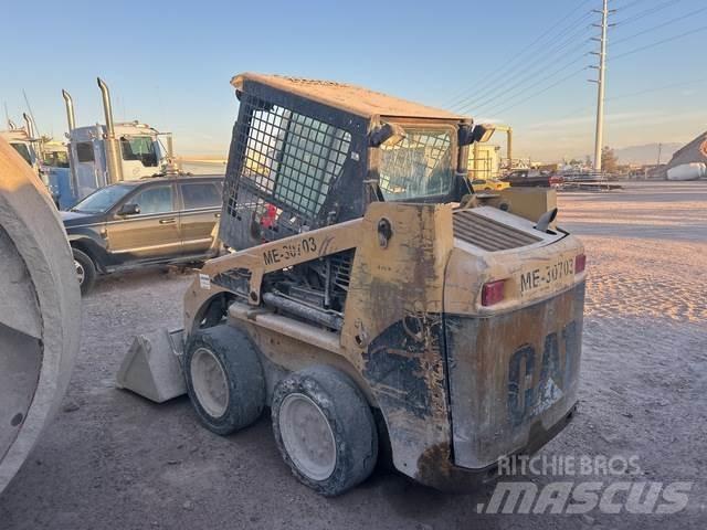 CAT 216B Minicarregadeiras