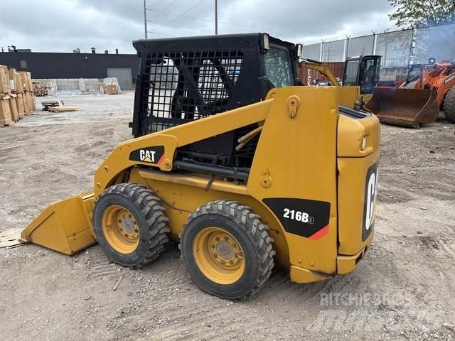 CAT 216B3 Minicarregadeiras