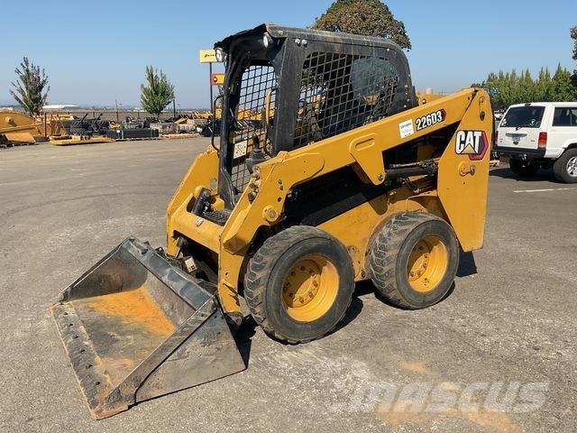 CAT 226D3 Minicarregadeiras