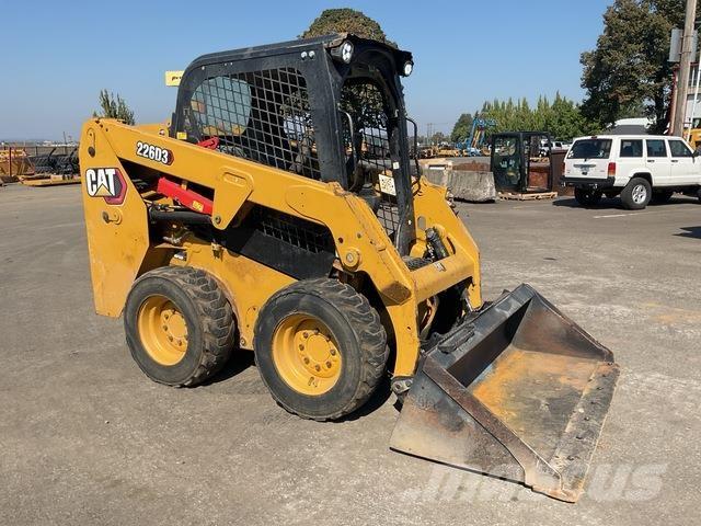 CAT 226D3 Minicarregadeiras