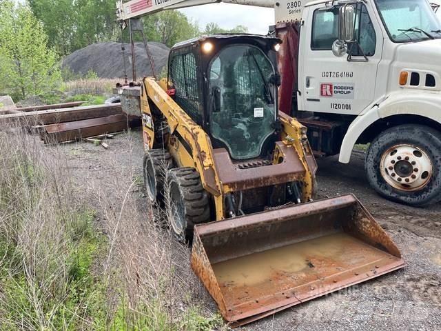 CAT 236D Minicarregadeiras