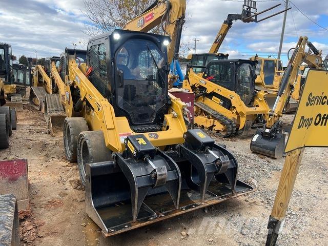 CAT 242D3 Minicarregadeiras