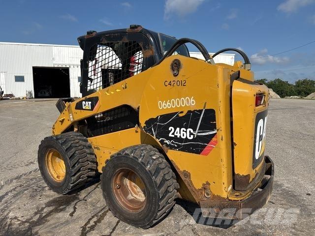 CAT 246C Minicarregadeiras