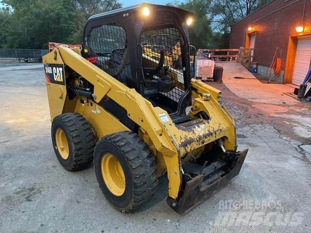 CAT 246D Minicarregadeiras