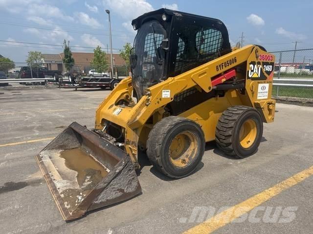 CAT 246D Minicarregadeiras