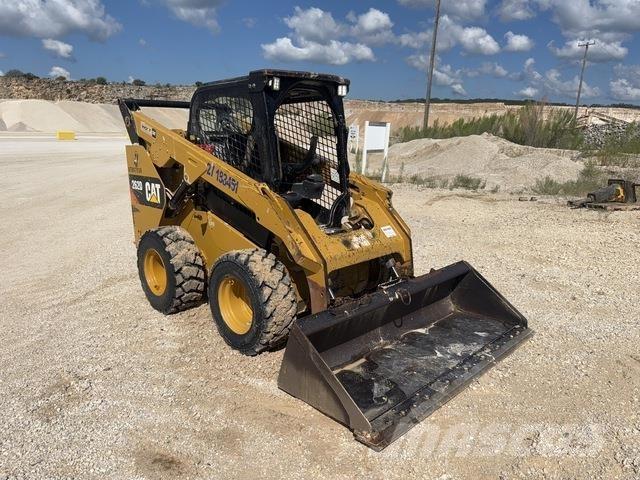 CAT 262D Minicarregadeiras