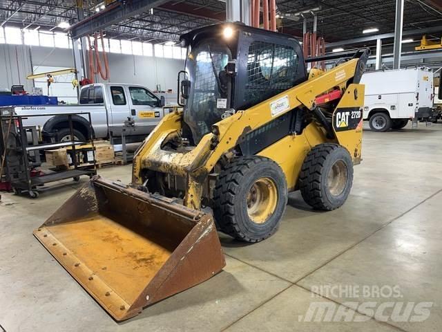 CAT 272D Minicarregadeiras