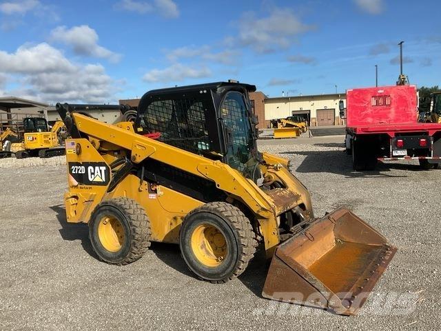 CAT 272D Minicarregadeiras