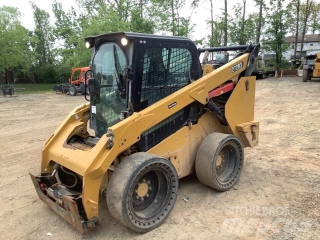 CAT 272D3 Minicarregadeiras
