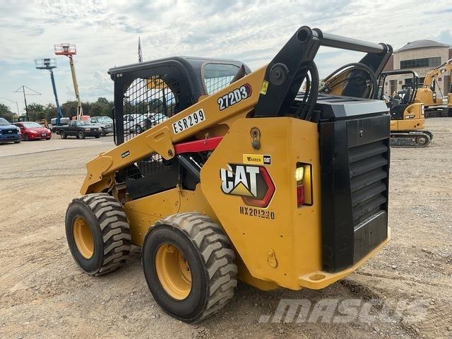 CAT 272D3 Minicarregadeiras