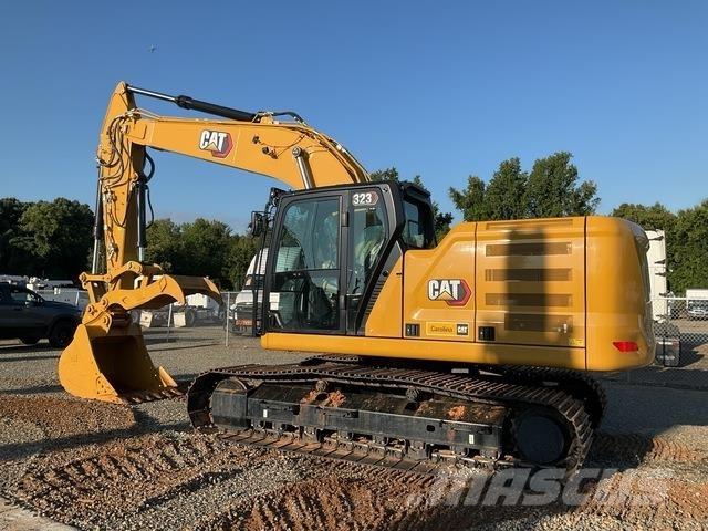 CAT 323 Escavadeiras de esteiras