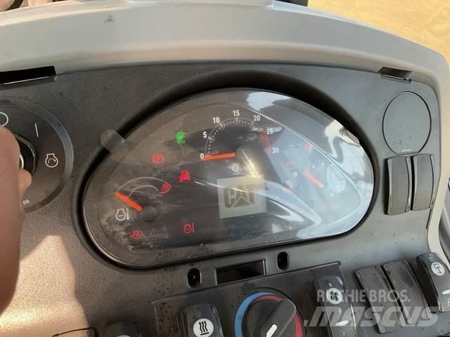 CAT 424 Retroescavadeiras
