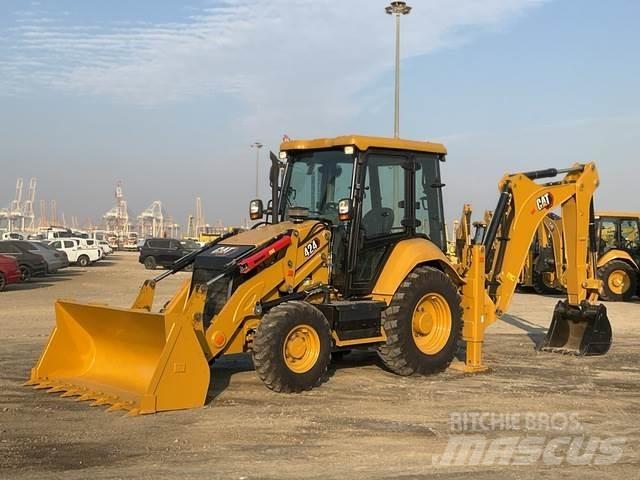 CAT 424 Retroescavadeiras
