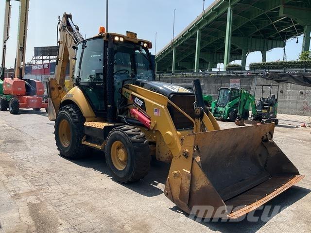 CAT 450 Retroescavadeiras