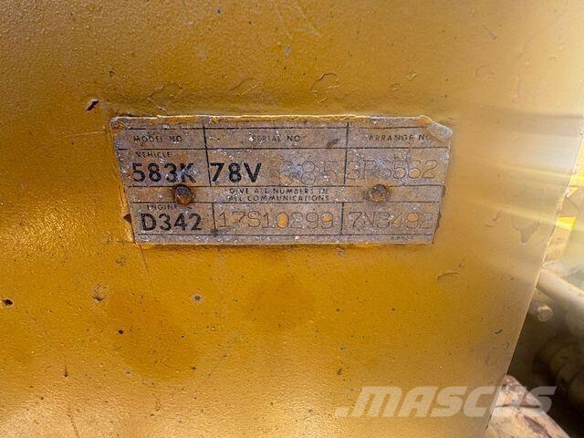 CAT 583K Bulldozers assentadores de tubos