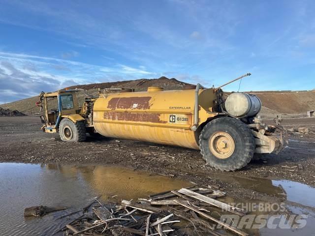 CAT 613B Auto-tanques