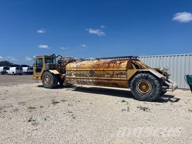 CAT 613C Auto-tanques