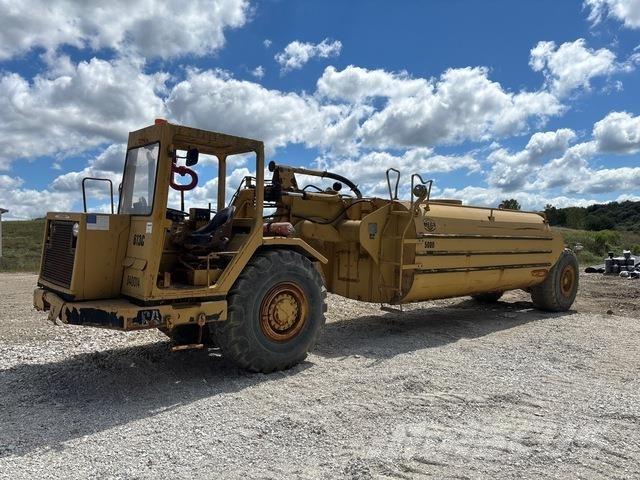 CAT 613C Auto-tanques