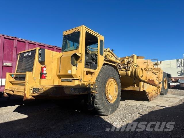 CAT 651B Auto-tanques