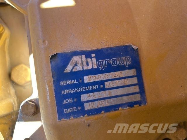 CAT 651E Auto-tanques