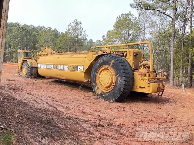 CAT 657 Auto-tanques