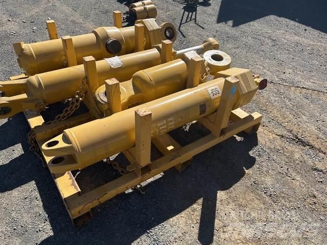 CAT 657E Transportes - Outros
