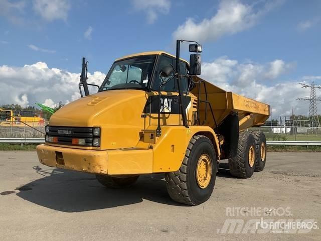 CAT 725 Caminhões articulados