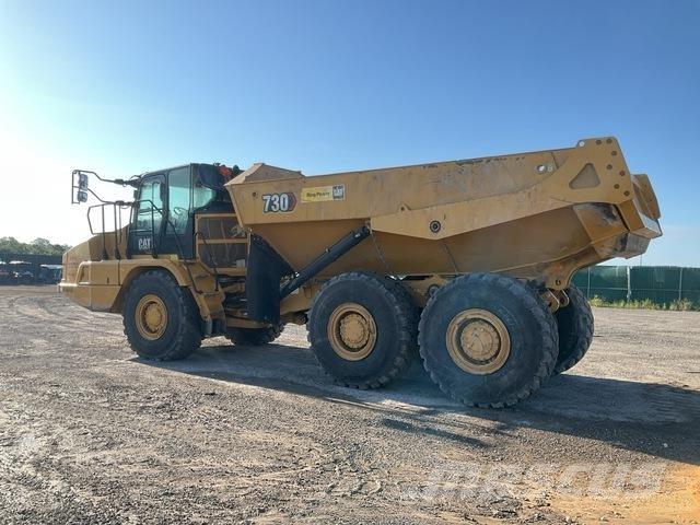 CAT 730 Caminhões articulados